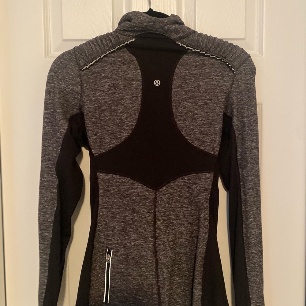 Lululemon Quarter Zip Size 6